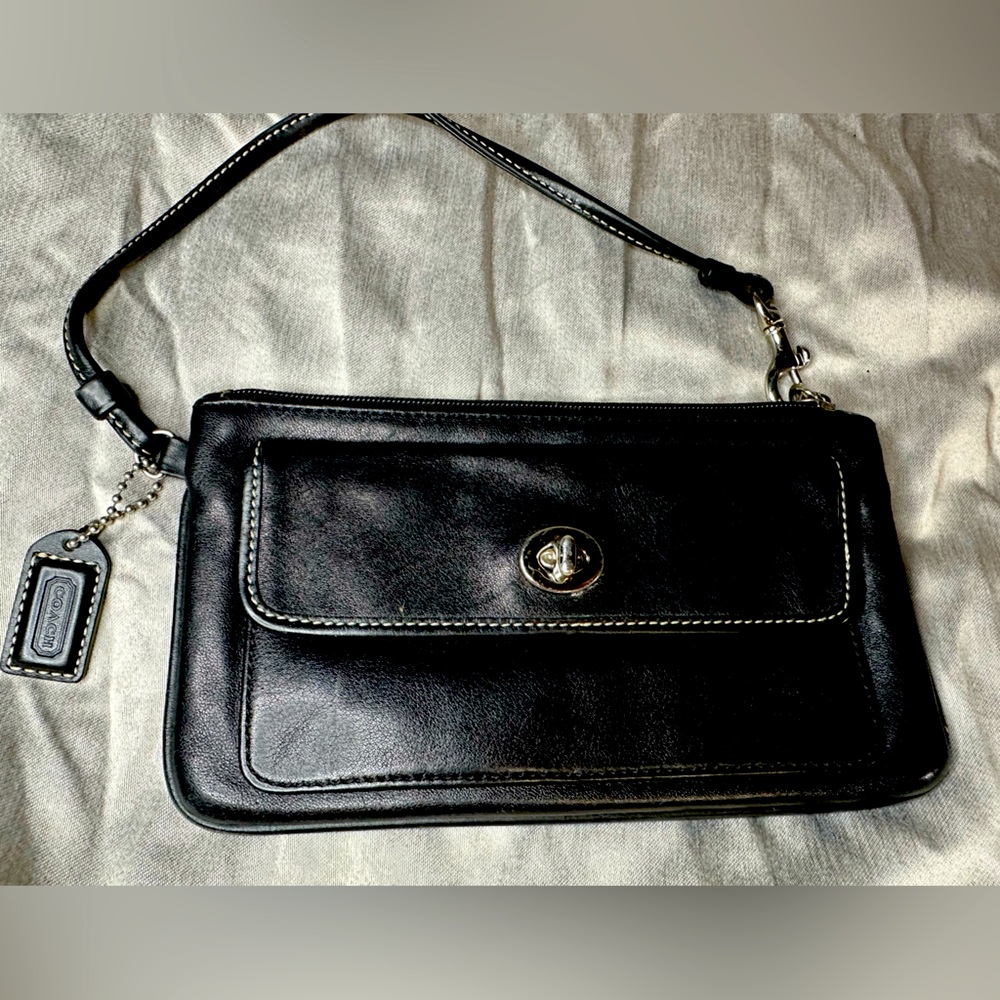 Coach Wristlet Black Leather Bag